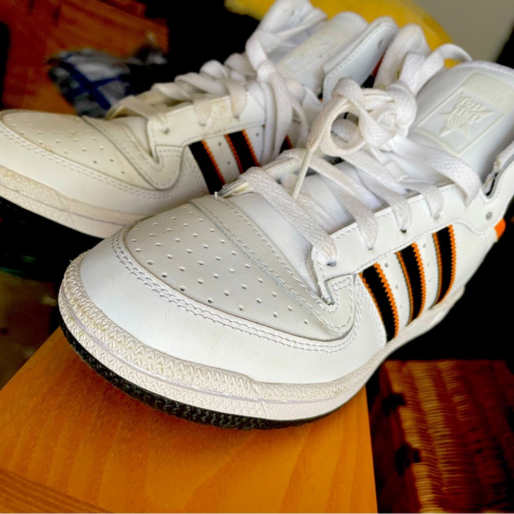 . Adidas top ten size  6.5 (women7.5)